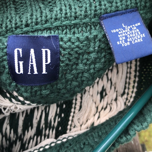 Gap Cotten Snowflake Pattern Sweater - Picture 10 of 15